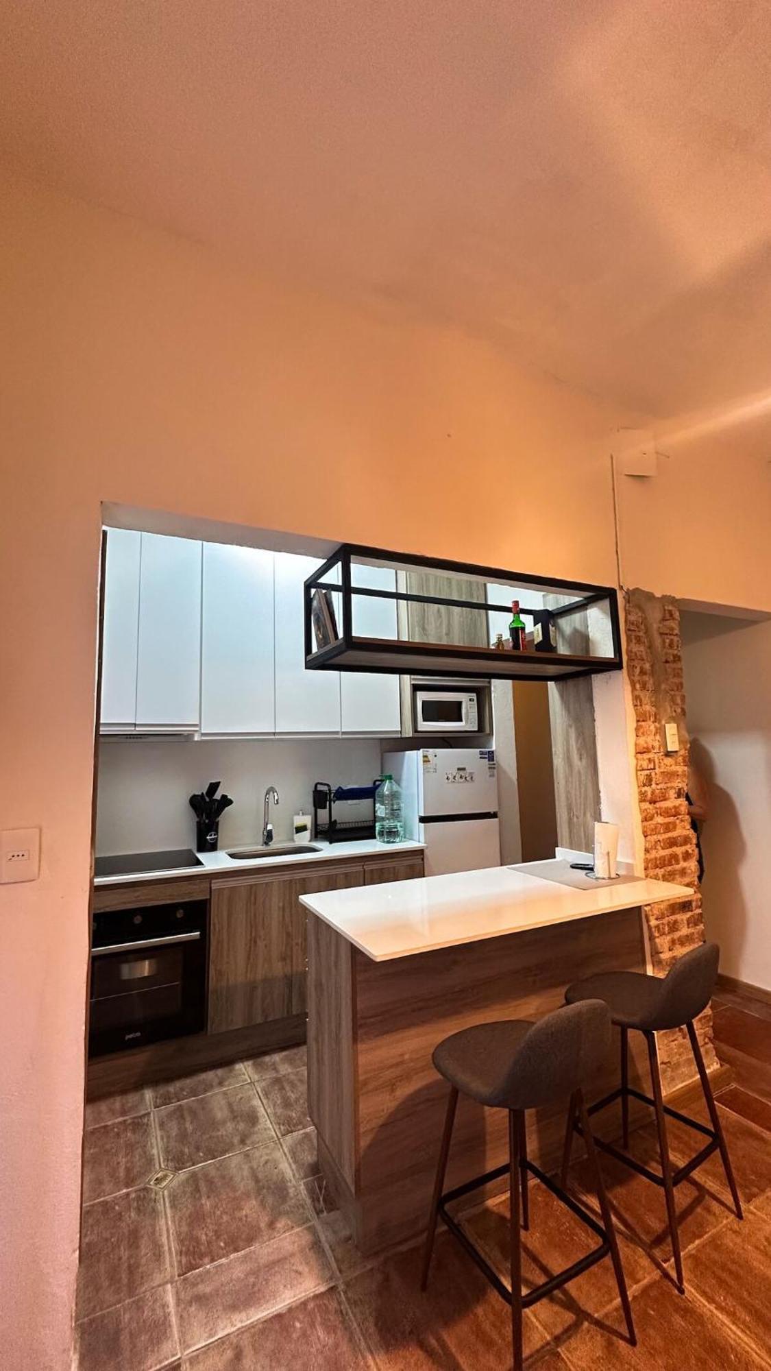 Hermoso En Cordon Apartamento *